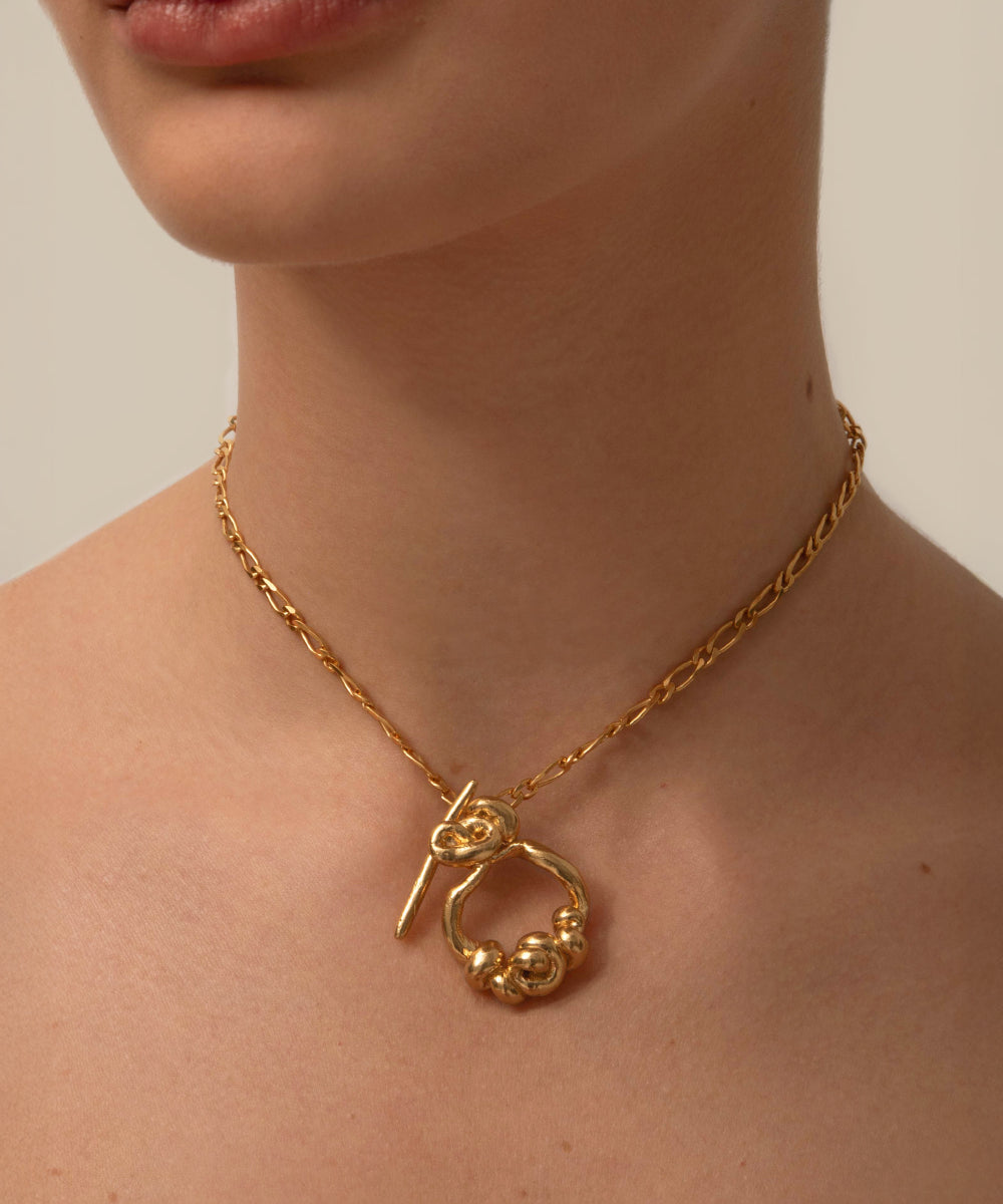 Balance necklace