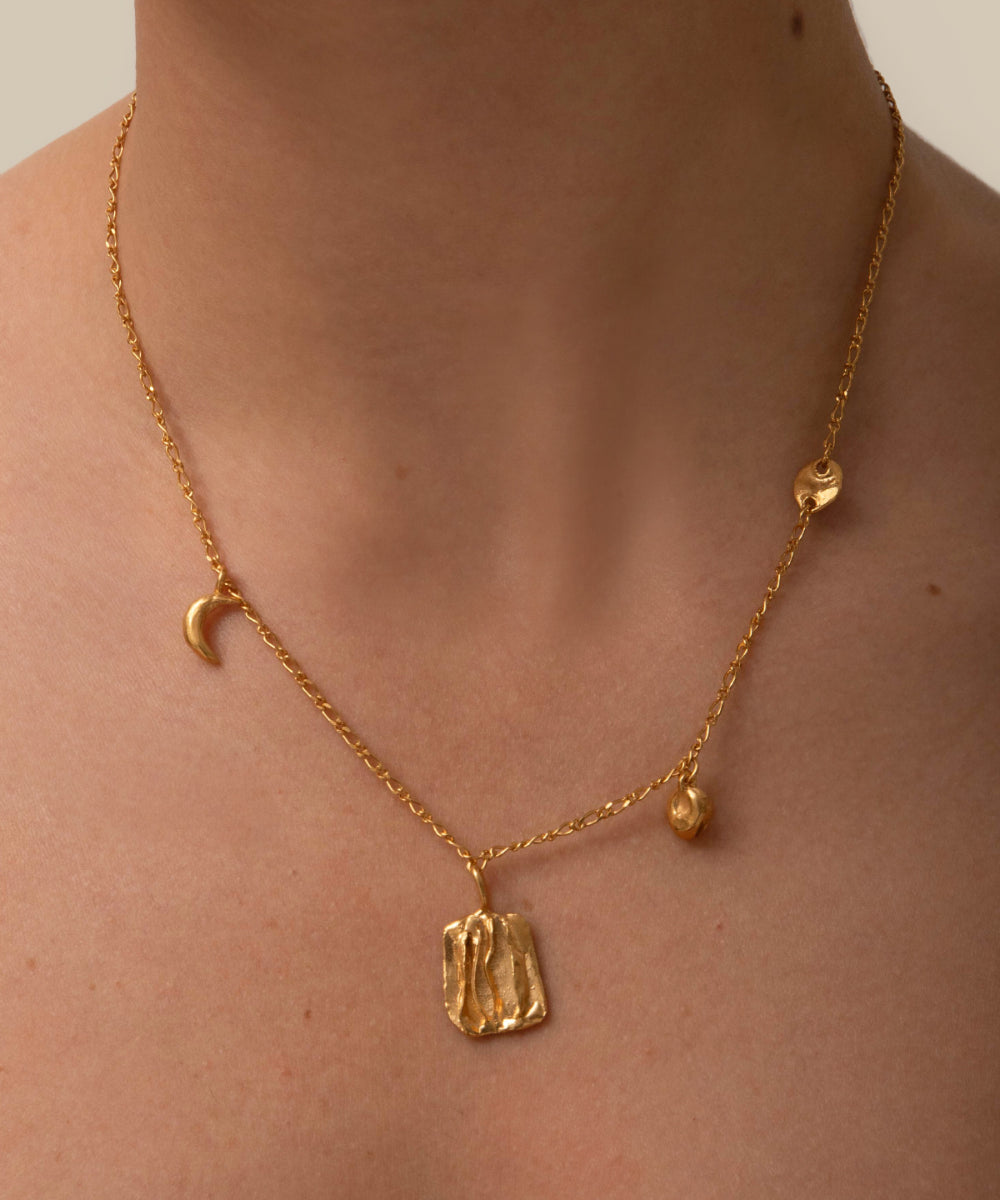 Umbra Necklace